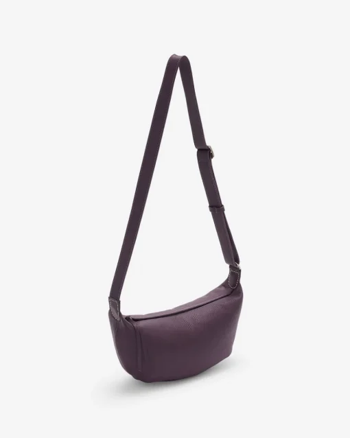 Crescent Bag Cloud