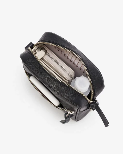 Essential Crossbody Cervino