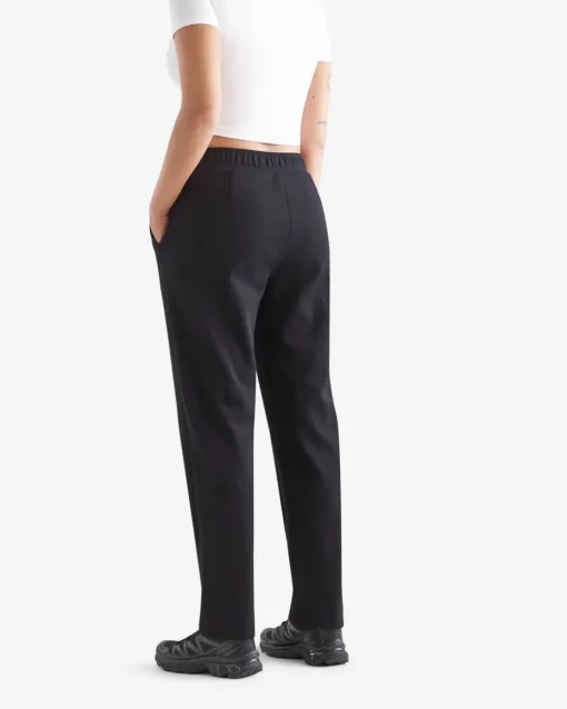 Recover Essential Pull On Pant