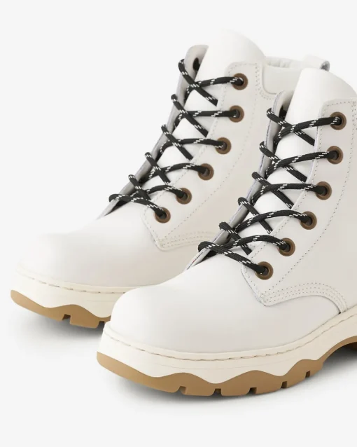 TUFF Boot
