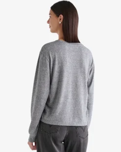 Womens Winter Cooper Long Sleeve T-Shirt